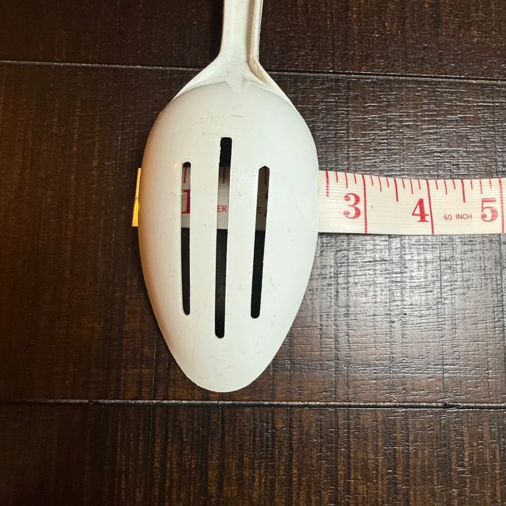 Tailor Made Products White Nylon Slotted Spoon Vintage Kitchen Utensil 11.5